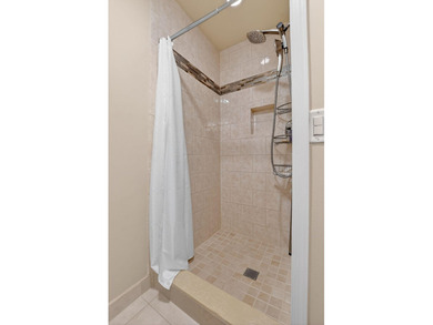 OMG ! Don't miss the opportunity to own this peaceful nicely on Kings Point Golf -Flanders Way in Florida - for sale on GolfHomes.com, golf home, golf lot