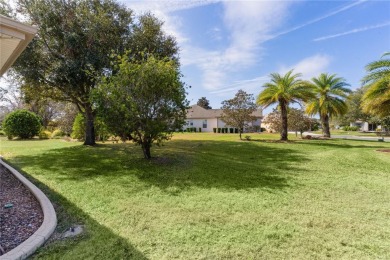 STUNNING HANOVER MODEL in Del Webb Spruce Creek Golf  Country on Eagle Ridge At Spruce Creek Country Club in Florida - for sale on GolfHomes.com, golf home, golf lot
