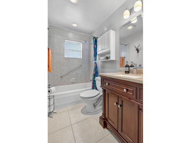 OMG ! Don't miss the opportunity to own this peaceful nicely on Kings Point Golf -Flanders Way in Florida - for sale on GolfHomes.com, golf home, golf lot