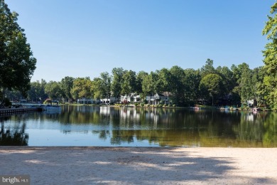 OPEN HOUSE 12 am - 2 pm on October 12, 2025. ***Welcome to this on Lake Of The Woods Golf Course in Virginia - for sale on GolfHomes.com, golf home, golf lot