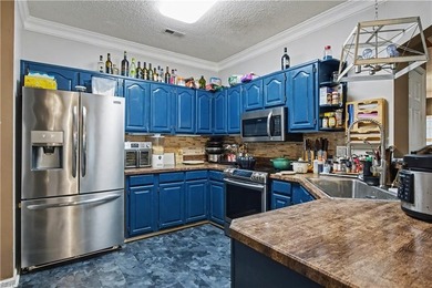 Welcome to this open-concept townhome in the highly desirable on Kiln Creek Golf and Country Club in Virginia - for sale on GolfHomes.com, golf home, golf lot