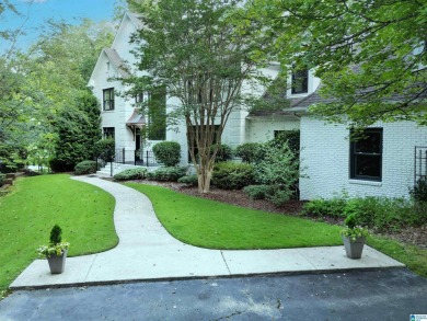 WELCOME TO 518 CASTLEBRIDGE LANE IN GREYSTONE FOUNDERS ON THE on Greystone Golf and Country Club-Founders Course in Alabama - for sale on GolfHomes.com, golf home, golf lot