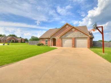 Welcome to this charming home that perfectly blends traditional on Cobblestone Golf Course in Oklahoma - for sale on GolfHomes.com, golf home, golf lot