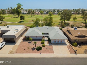 Live like an artist in this custom 3 bed/2 bath artistic on Union Hills Country Club in Arizona - for sale on GolfHomes.com, golf home, golf lot