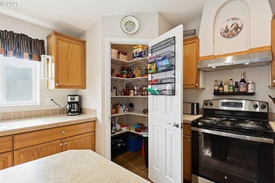 1265 Wright Road in Arlington is a spacious manufactured home on China Creek Golf Course in Oregon - for sale on GolfHomes.com, golf home, golf lot