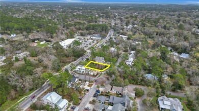 GREAT OPPORTUNITY TO BE IN OLD TOWN! Short-term rentals allowed* on Pinecrest Golf Course in South Carolina - for sale on GolfHomes.com, golf home, golf lot