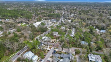 GREAT OPPORTUNITY TO BE IN OLD TOWN! Short-term rentals allowed* on Pinecrest Golf Course in South Carolina - for sale on GolfHomes.com, golf home, golf lot