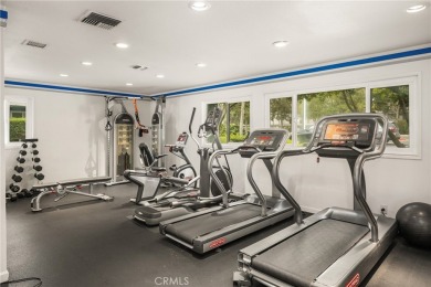 Welcome to this charming lower-level, single-story condo in the on Bixby Village Golf Course in California - for sale on GolfHomes.com, golf home, golf lot