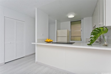 Spacious 1-bedroom unit located in the highly desirable on Honolulu Country Club in Hawaii - for sale on GolfHomes.com, golf home, golf lot