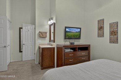 Beautifully updated single-level townhouse in the heart of on Continental Country Club in Arizona - for sale on GolfHomes.com, golf home, golf lot