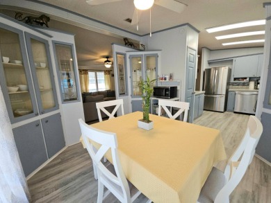 Discover Florida Living in this 1989, 2-bed/2-bath home located on The Club At Pointe West in Florida - for sale on GolfHomes.com, golf home, golf lot