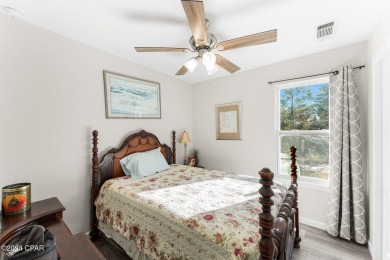 This is a bank approved Pre-Foreclosures Short Sale.  Seller on Sunny Hills Golf and Country Club in Florida - for sale on GolfHomes.com, golf home, golf lot