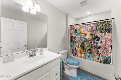 This is a bank approved Pre-Foreclosures Short Sale.  Seller on Sunny Hills Golf and Country Club in Florida - for sale on GolfHomes.com, golf home, golf lot