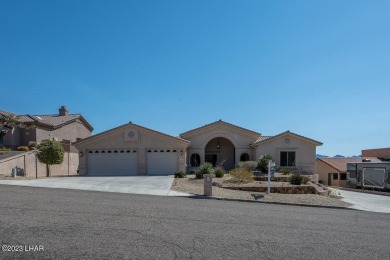 Live the Havasu life in this single owner Residential Estates on London Bridge Golf Course in Arizona - for sale on GolfHomes.com, golf home, golf lot