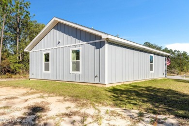 This is a bank approved Pre-Foreclosures Short Sale.  Seller on Sunny Hills Golf and Country Club in Florida - for sale on GolfHomes.com, golf home, golf lot