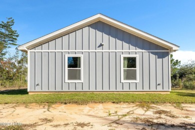 This is a bank approved Pre-Foreclosures Short Sale.  Seller on Sunny Hills Golf and Country Club in Florida - for sale on GolfHomes.com, golf home, golf lot