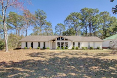 Looking for a great home on a golf course? Look no more! Come on Cypress Country Club and Golf Club  in Alabama - for sale on GolfHomes.com, golf home, golf lot