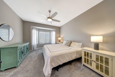 Wonderful furnished turnkey opportunity plus golf cart! This on Sun City Grand Golf Couse and Club in Arizona - for sale on GolfHomes.com, golf home, golf lot