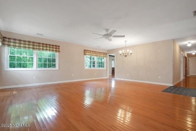 This home features hardwood floors, gas fireplace, located on a on Toms River Country Club in New Jersey - for sale on GolfHomes.com, golf home, golf lot