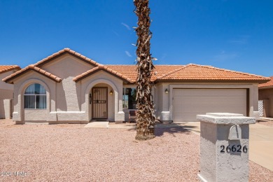 AFFORDABLY PRICED property nestled in the 40 & over ACTIVE ADULT on Cottonwood Country Club in Arizona - for sale on GolfHomes.com, golf home, golf lot