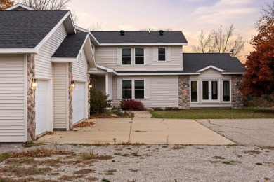 Welcome home to this stunner at Gaylord Golf Club in the heart on Gaylord Country Club in Michigan - for sale on GolfHomes.com, golf home, golf lot