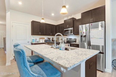 Welcome to this beautiful 3-bedroom , 2.5 bathroom home at Lane on Lane Tree Golf Course in North Carolina - for sale on GolfHomes.com, golf home, golf lot