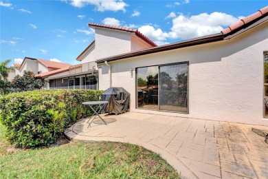 Beautiful 3 bed, 2 bath corner unit townhome in The Lakes of on Deer Creek Golf Club in Florida - for sale on GolfHomes.com, golf home, golf lot