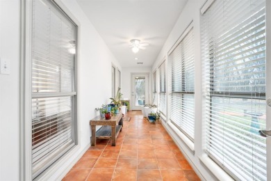Welcome to this charming 3-bedroom, 2-bathroom home located in on White Bluff Resort - New Course in Texas - for sale on GolfHomes.com, golf home, golf lot