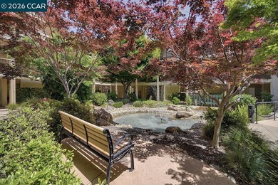 Welcome to the rare Villa Casita condo with a corner penthouse on Rossmoor Golf Course in California - for sale on GolfHomes.com, golf home, golf lot