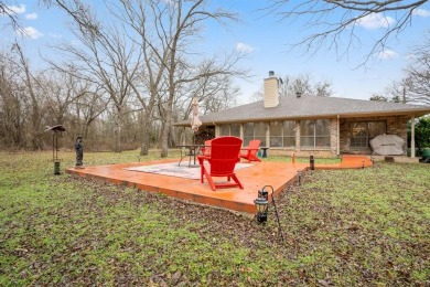 Welcome to this charming 3-bedroom, 2-bathroom home located in on White Bluff Resort - New Course in Texas - for sale on GolfHomes.com, golf home, golf lot