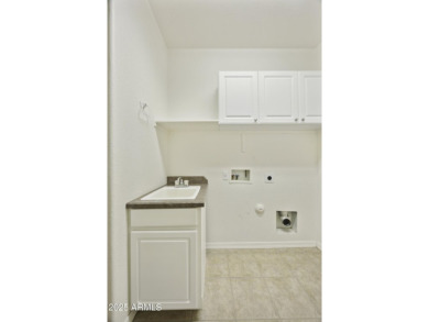 Beautifully maintained 2BR, 2BA plus den/office Daybreak model on Lone Tree Golf Club in Arizona - for sale on GolfHomes.com, golf home, golf lot