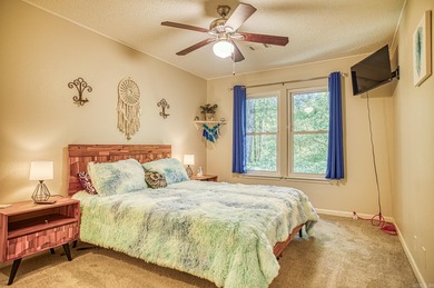 Updated Desoto Courts townhome...This 2 bedroom 1.5 bath beauty on DeSoto Golf Course in Arkansas - for sale on GolfHomes.com, golf home, golf lot