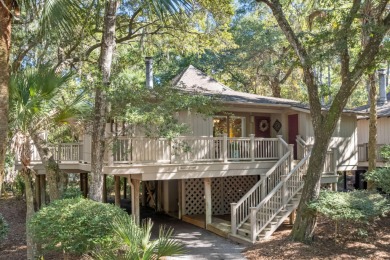Fabulous 3 bedroom, 2 bathroom Sparrow Pond Cottage has been on Kiawah Island Resort - Cougar Point in South Carolina - for sale on GolfHomes.com, golf home, golf lot