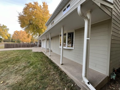 Welcome home to this beautifully maintained 2-story property in on Lee Park Golf Course in South Dakota - for sale on GolfHomes.com, golf home, golf lot