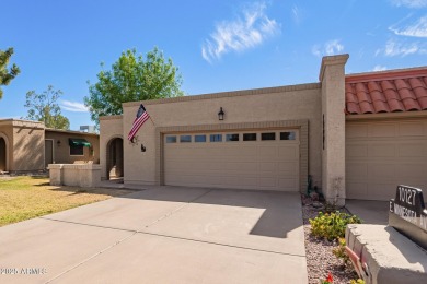 Looking for a new home? This delightful 2 bedroom property is on Cottonwood Country Club in Arizona - for sale on GolfHomes.com, golf home, golf lot