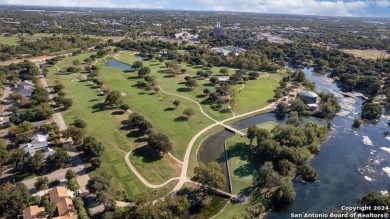 Island Privileges in Landa Park Estates! Elegant and cozy this on Landa Park Golf Course in Texas - for sale on GolfHomes.com, golf home, golf lot