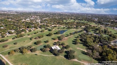 Island Privileges in Landa Park Estates! Elegant and cozy this on Landa Park Golf Course in Texas - for sale on GolfHomes.com, golf home, golf lot