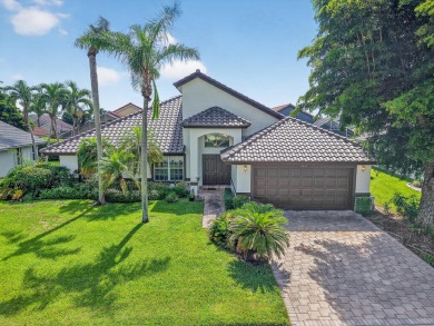 Beautifully renovated 3-bed, 2-bath home at 6060 Pitch Ln on Westchester Golf and Country Club in Florida - for sale on GolfHomes.com, golf home, golf lot