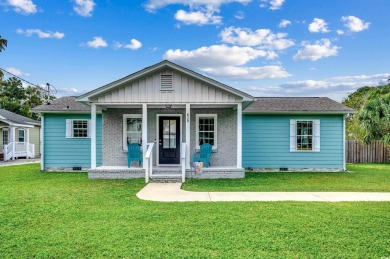 Move In Ready!  Completely renovated 2 bedroom, 2 bath home on Pine Lakes Country Club in South Carolina - for sale on GolfHomes.com, golf home, golf lot