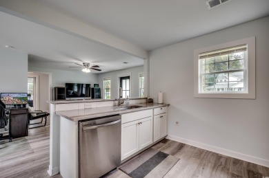 Move In Ready!  Completely renovated 2 bedroom, 2 bath home on Pine Lakes Country Club in South Carolina - for sale on GolfHomes.com, golf home, golf lot
