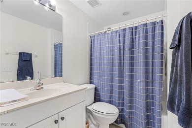 First floor 2 Bedroom plus Den, 2 Baths, 1 Car Garage Condo on Gateway Golf and Country Club in Florida - for sale on GolfHomes.com, golf home, golf lot