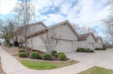 Discover luxury living in this expansive 4,200+ sq. ft. condo on Frankfort Country Club in Kentucky - for sale on GolfHomes.com, golf home, golf lot