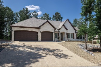 This 4 year old Carriage home on Granada Golf Course has already on Granada Golf Course in Arkansas - for sale on GolfHomes.com, golf home, golf lot