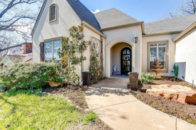 Mediterranean Style Home in Granbury, TX for Sale on Pecan Plantation Country Club in Texas - for sale on GolfHomes.com, golf home, golf lot