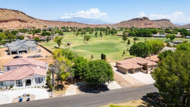 This home is move in ready with BRAND NEW carpet, paint on Bloomington Country Club in Utah - for sale on GolfHomes.com, golf home, golf lot