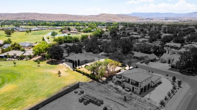 This home is move in ready with BRAND NEW carpet, paint on Bloomington Country Club in Utah - for sale on GolfHomes.com, golf home, golf lot