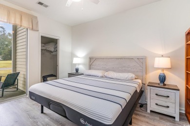 This beautiful  2 bed, 2 bath condo is the perfect blend of on River Oaks Golf Plantation  in South Carolina - for sale on GolfHomes.com, golf home, golf lot