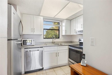 Glamorous Golf Course Condo in Prime Melbourne! Live the luxe on Mallards Landing Golf Course in Florida - for sale on GolfHomes.com, golf home, golf lot