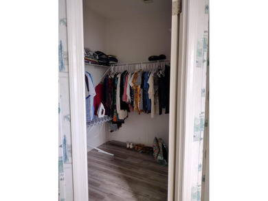 **Bring Offers** - Move-in ready and priced to sell, this on Spanish Lakes I in Florida - for sale on GolfHomes.com, golf home, golf lot