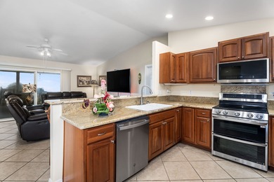 Side-by-side lots with gorgeous ocean views-one with a home, the on Discovery Harbour Golf Course in Hawaii - for sale on GolfHomes.com, golf home, golf lot